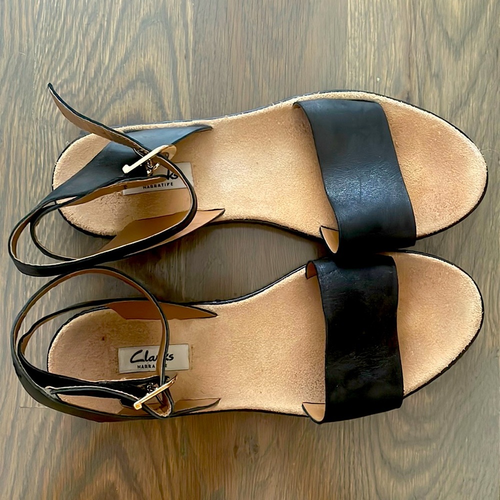 Gently used Clark’s black leather sandals 9.5
